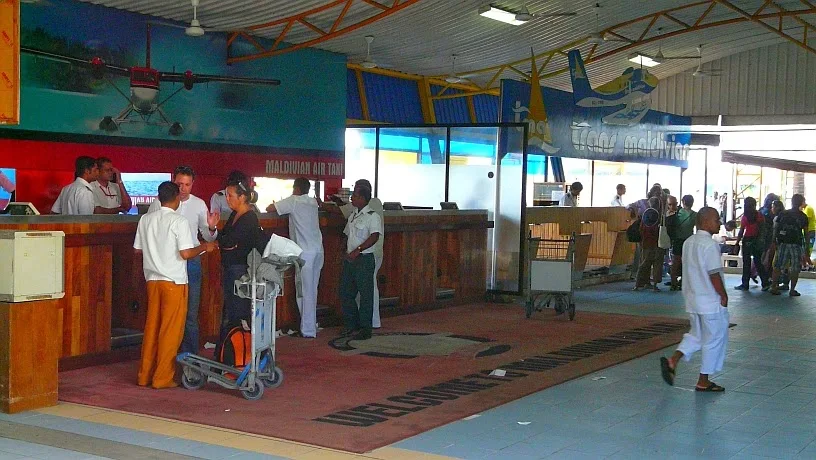 surfari maldivas aeropuerto male 02