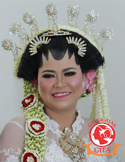 rias-makeup-pengantin-jawa-solo