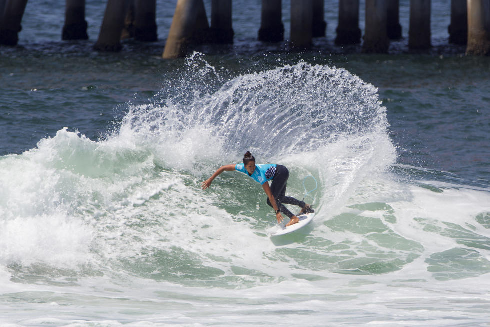 13 Malia Manuel Vans US Open of Surfing foto Jackson Van Kirk WSL