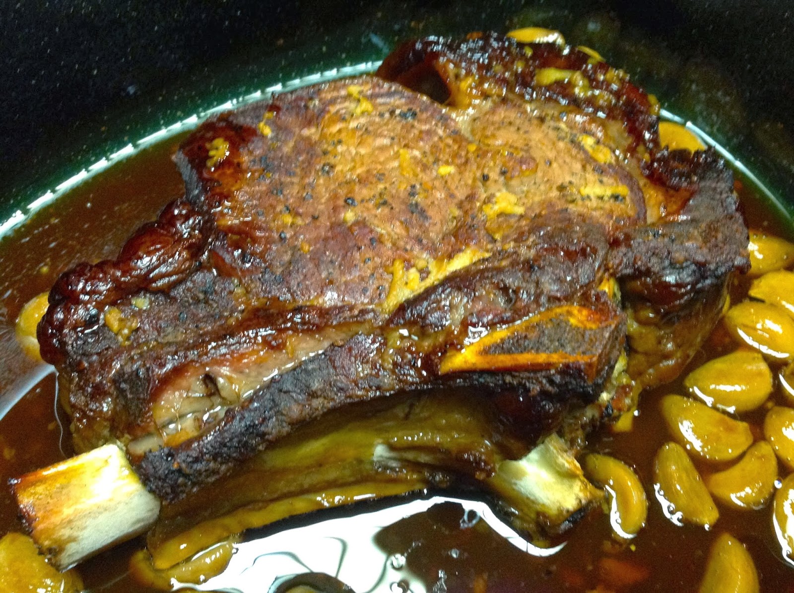 Recettes de la semaine CÔTE DE BOEUF À L'OS CUISSON LENTE Recettes de la semaine CÔTE DE BOEUF À L'OS CUISSON LENTE