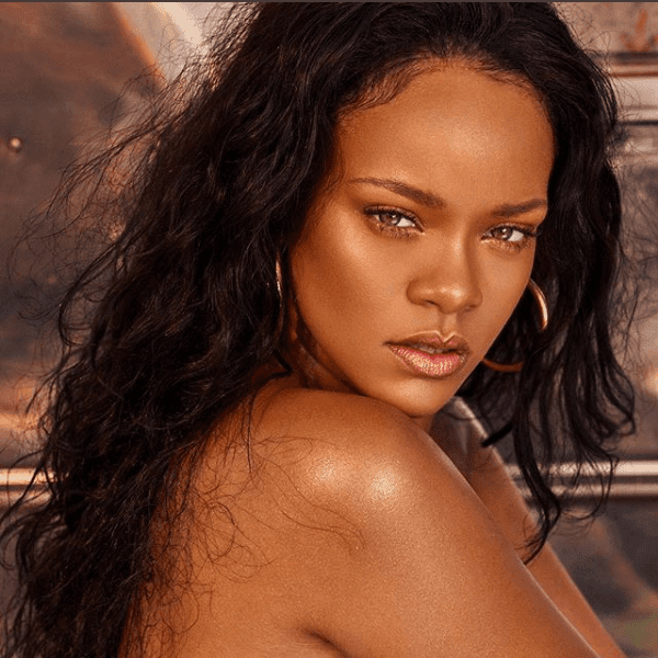 Luxury Makeup Rihanna  new Fenty Beauty Body Makeup Look On Her Instagram 2018 