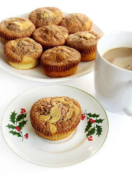 Cinnamon swirl cupcakes tinascookings.blogspot.com