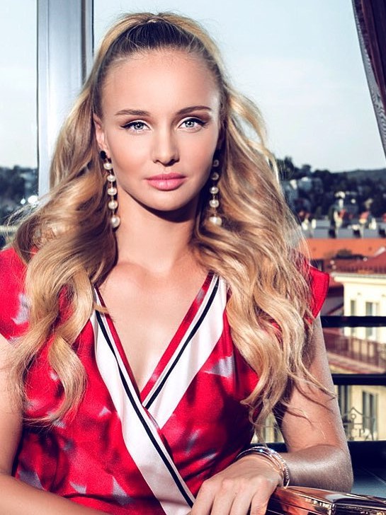 Unveiling The Fascinating Journey Of Sramkova Rebecca