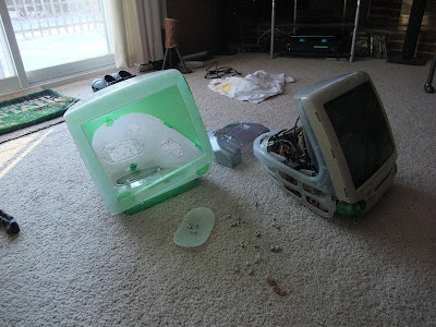 disassemble iMac G3 computer, case, screen disassemble iMac G3 computer, case, screen