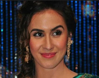 Lauren Gottlieb Family Husband Son Daughter Father Mother Marriage Photos Biography Profile.