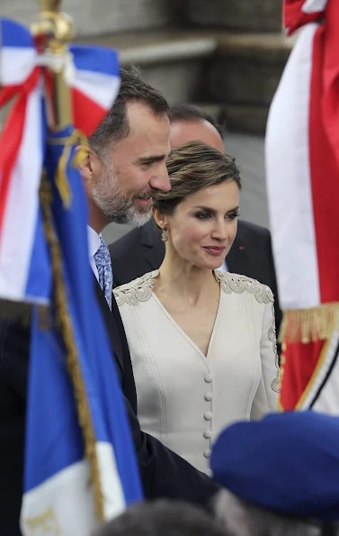 Segolene Royal, French Minister of Ecology, Sustainable Development and Energy with Queen Letizia of Spain arrives prior to a meeting at the Elysee Palace