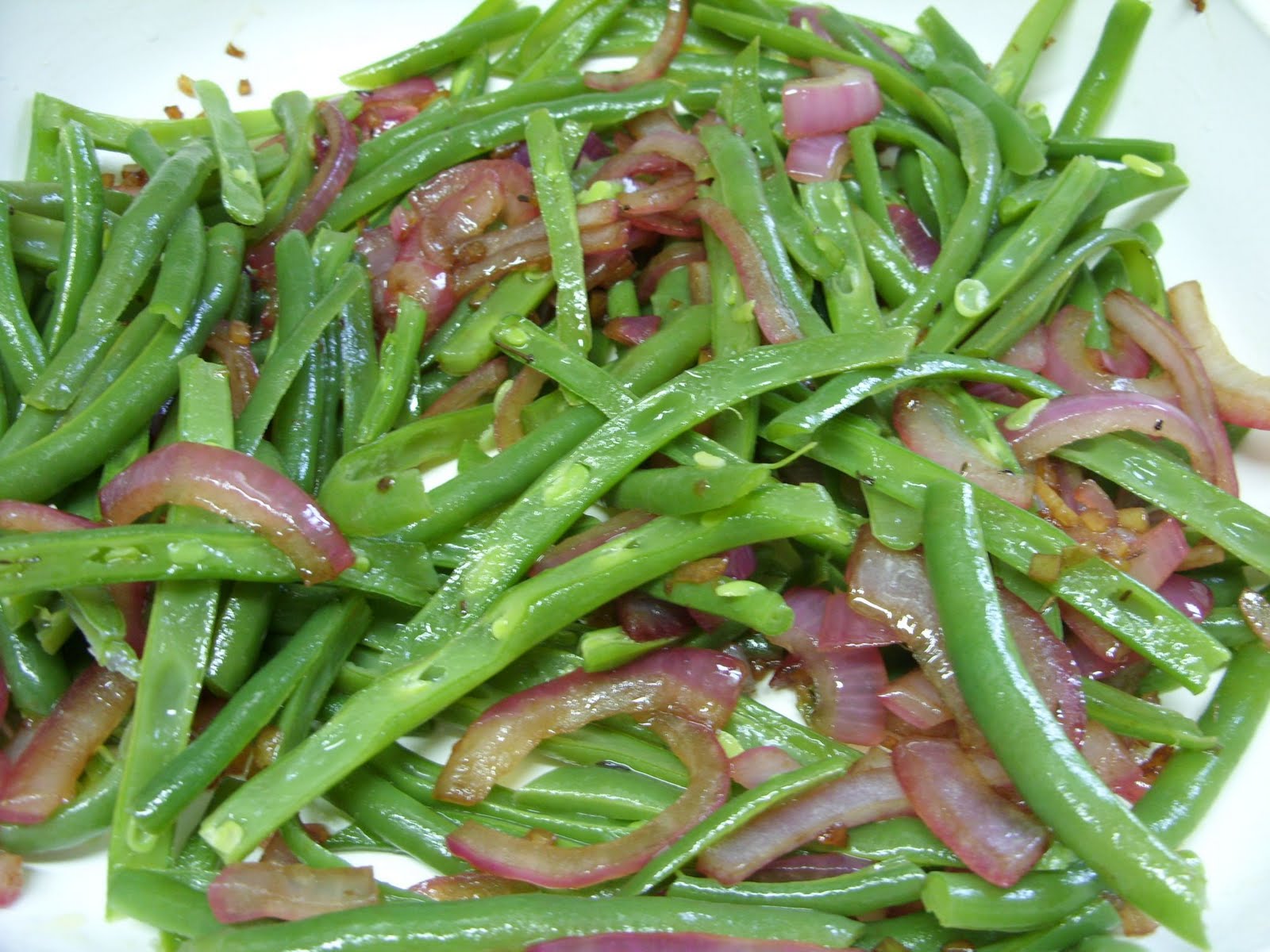 Eat The Blog Green Beans With Red Onion and Preserved Lemon