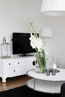 white furniture, asian style furniture, boho style, wooden furniture, minimal furniture, antique furniture, antique furniture, buffet, table, table, cupboard, wardrobe, footwear, dining room, TV furniture, furniture, Asian countries, shawl, Japanese furniture, buffet, console, chest of drawers, bedside table, low prices at furnitures, furniture sales, furniture offers