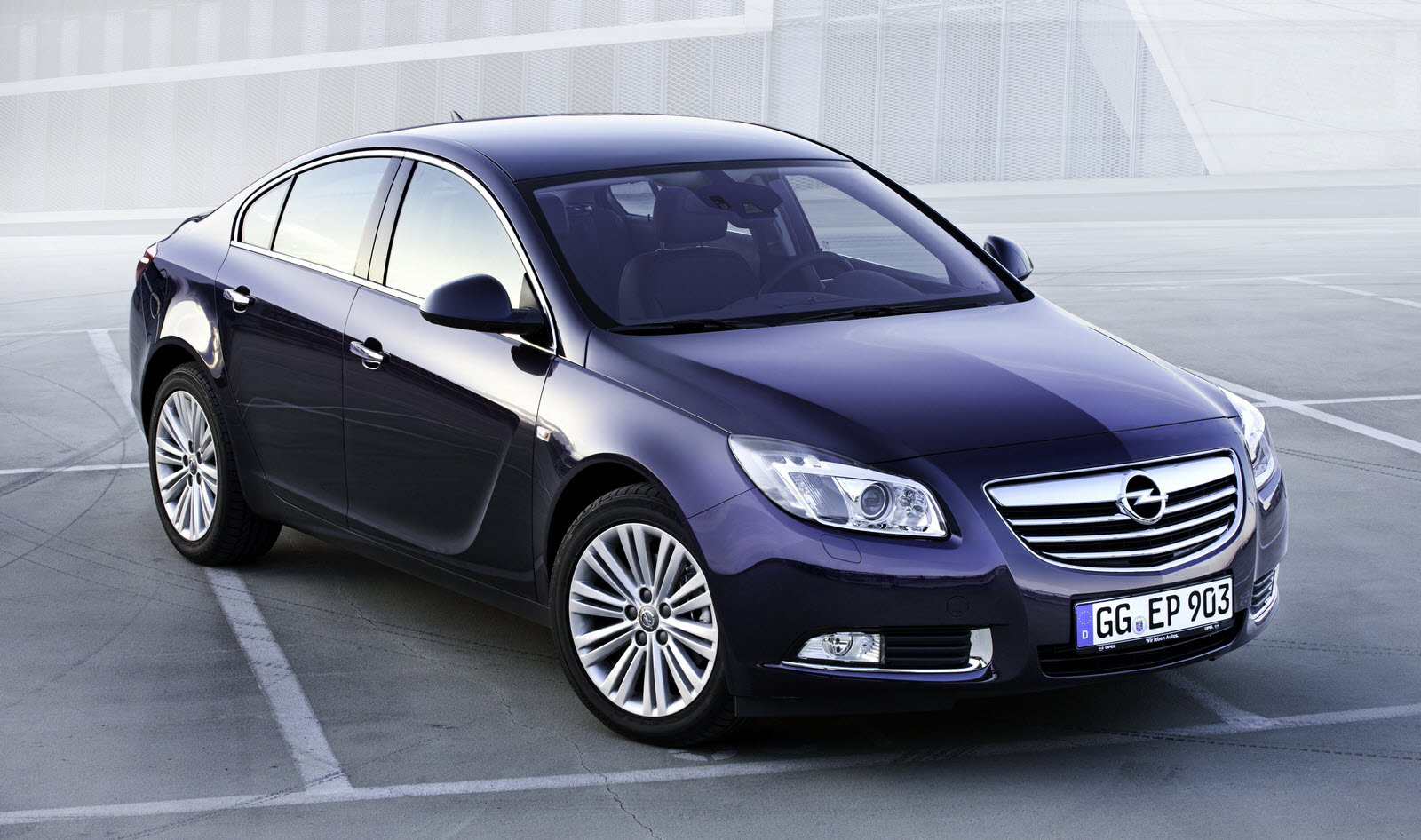 Opel Adds New Engines And Premium Features To Insignia Model Year 2012 opel-adds-new-engines-and-premium-features-to-insignia-model-year-2012