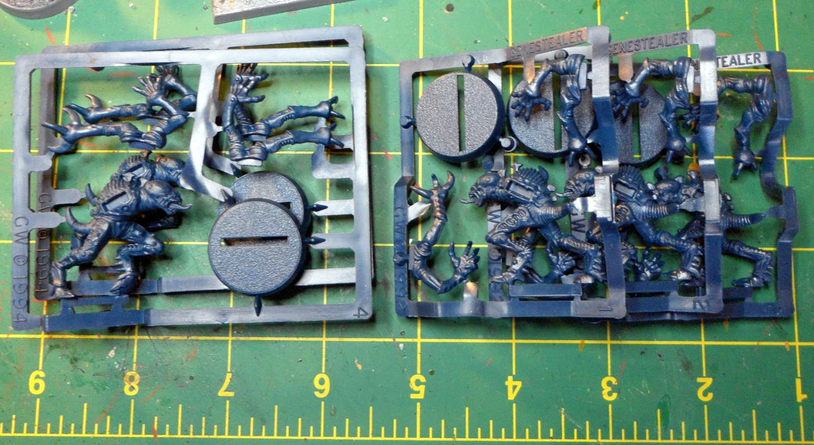 Patriarche Genestealer + 2 Purestrains - Figurines Warhammer 40K Peintes Par Salaise