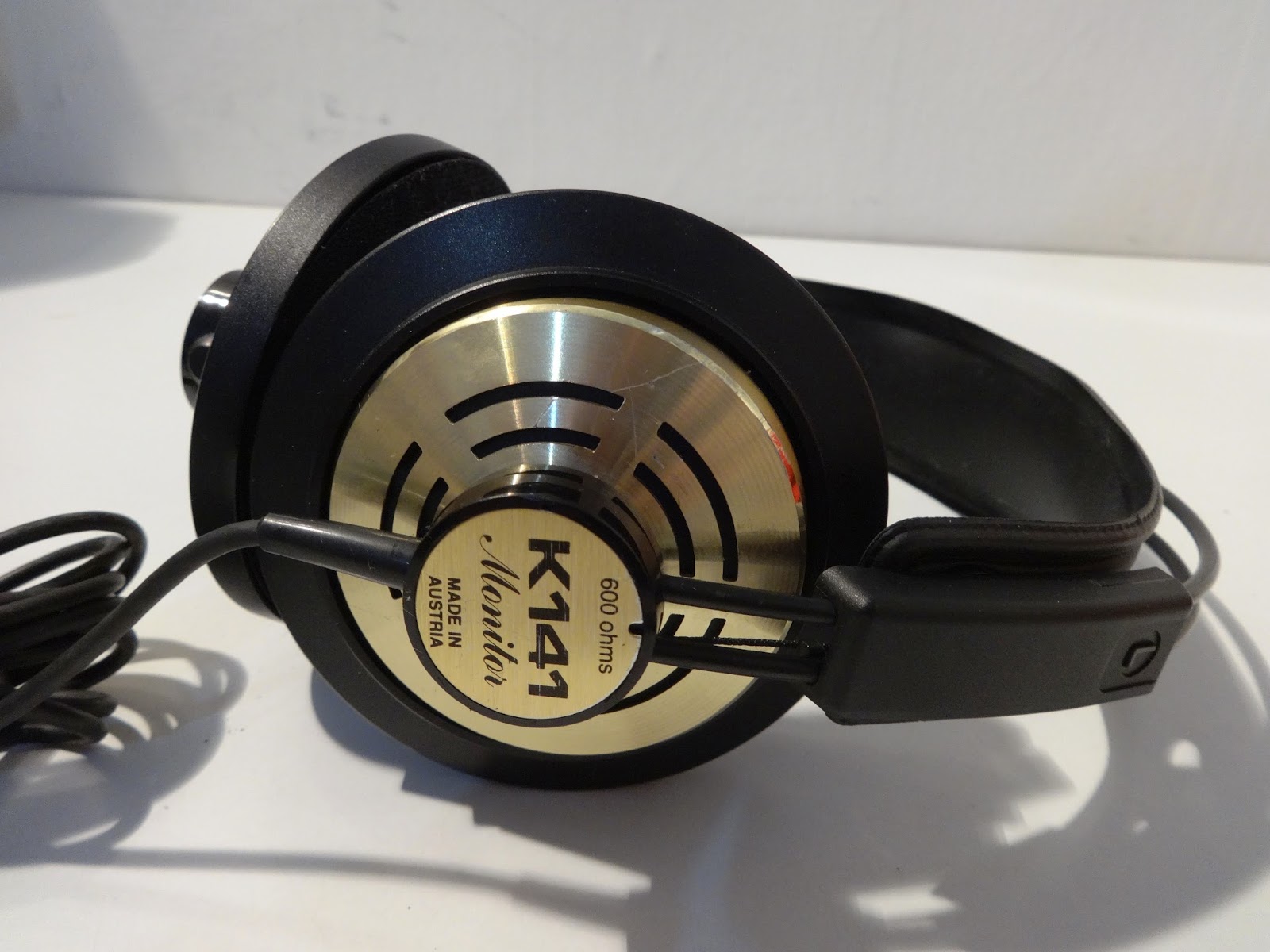 mircogarau Headphones AKG K 141 monitor 600 ohm Professional Cuffie