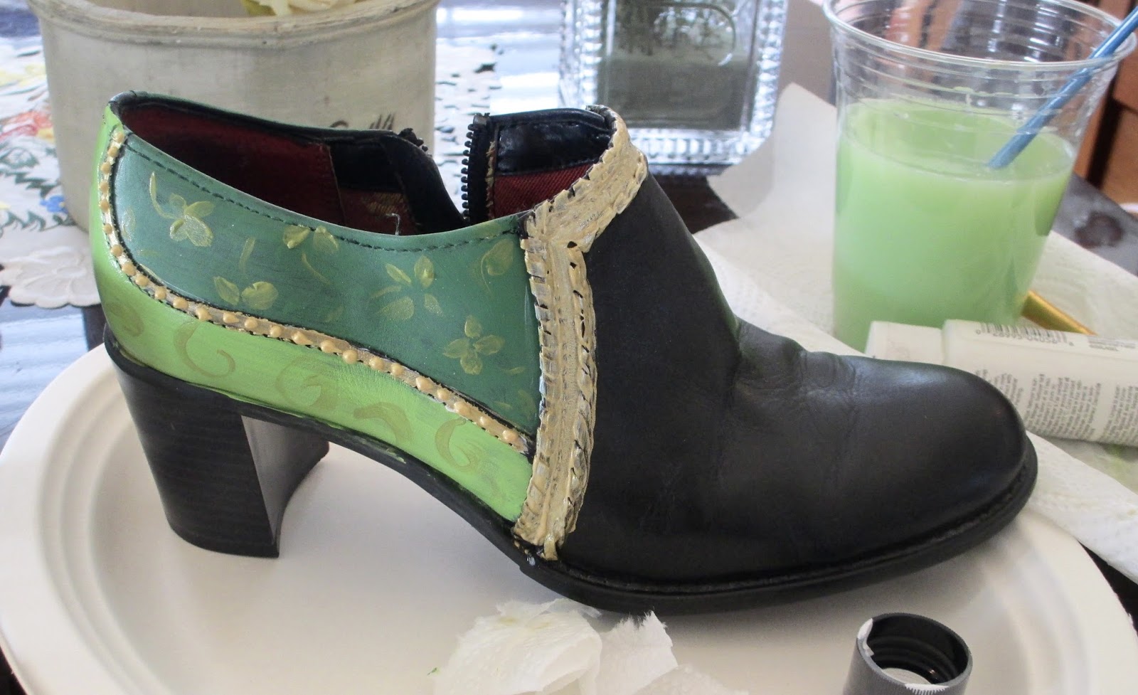 PennyWise Living Lucky Leprechaun shoe St Patrick's Day DIY