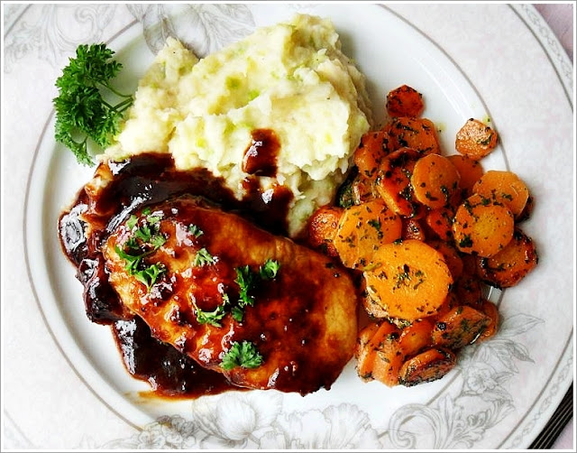 Balsamico-Honig-Senf Schweinekoteletts Balsamico-Honig-Senf Schweinekoteletts