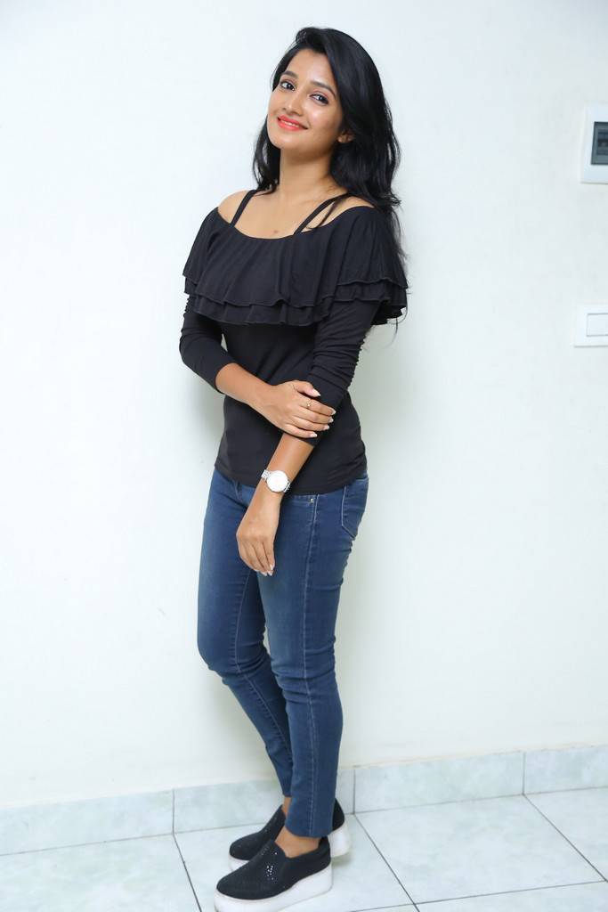 Beautiful Telugu Girl Deepthi Shetty Long Hair In Black Dress