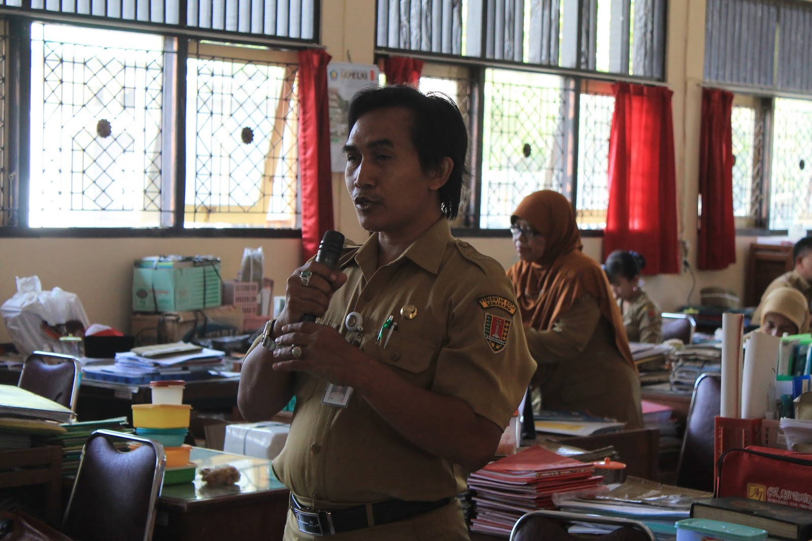 Foto Bersama Manager Quipper School - Suhari Fisika SMA 10 Semarang
