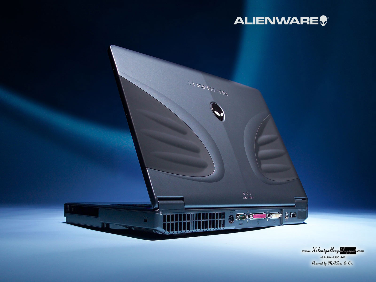 http://2.bp.blogspot.com/-vOPD9Fmx5Gk/T-A_ywUXH2I/AAAAAAAACAk/E803w6PmS6o/s1600/Alienware+Wallpapers+%252823%2529.JPG