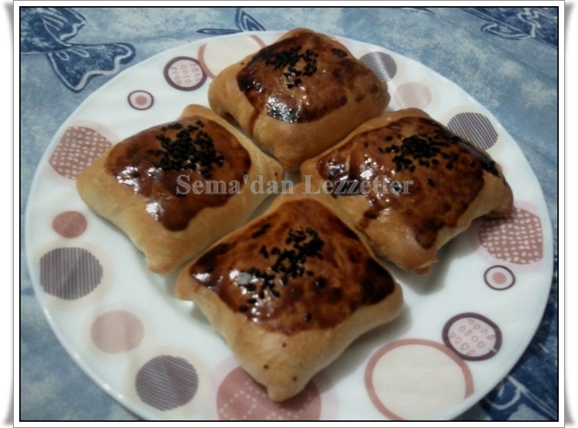 Semadan Lezzetler PATATESLİ MAYALI BOHÇA BÖREĞİ