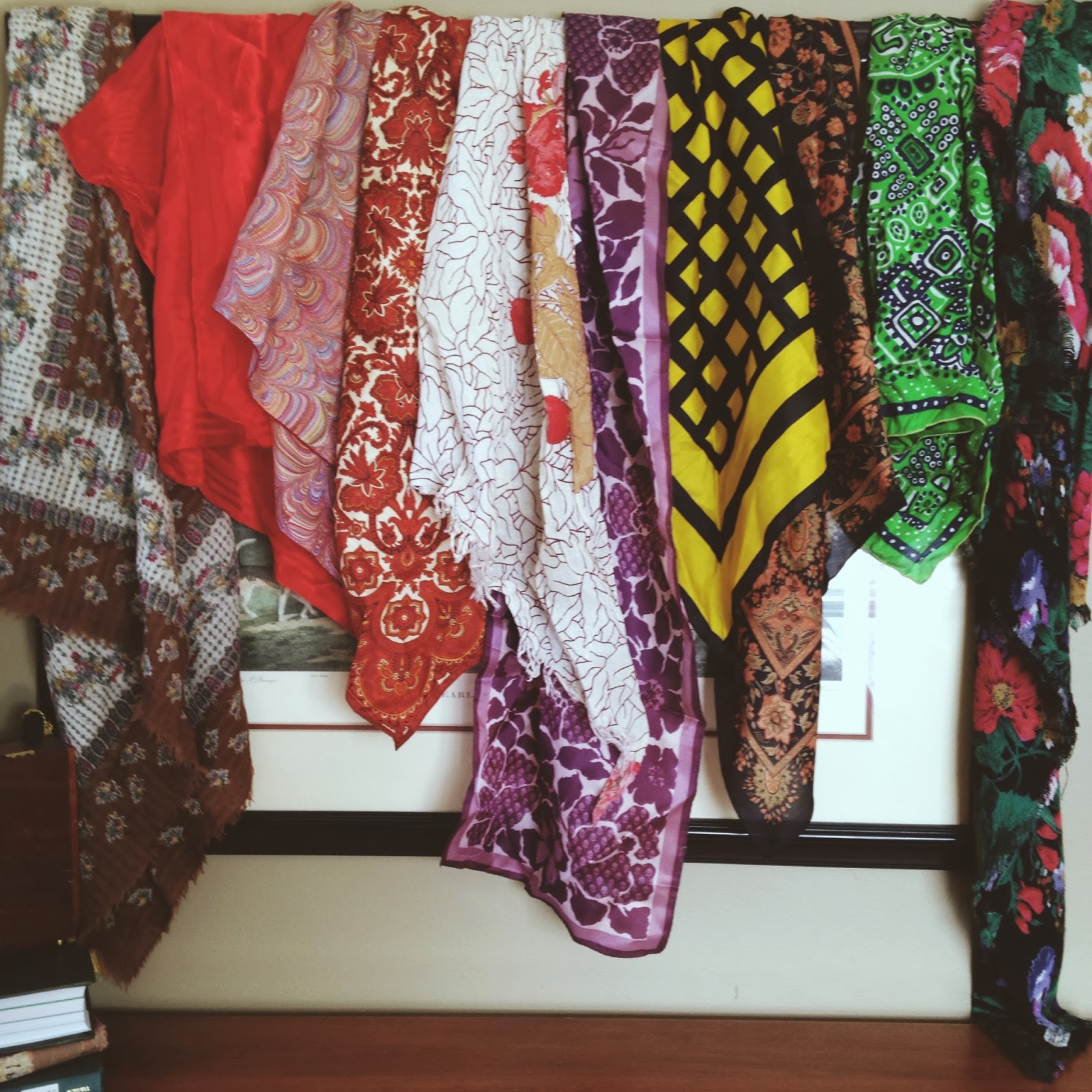 Seven Magpies Style Vintage Scarves and Seven Historical Ways to Wear