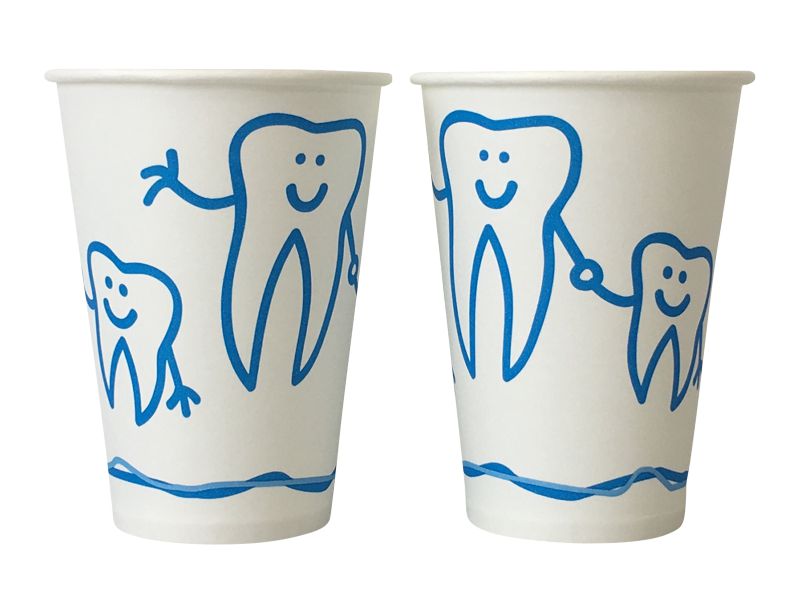 Paper dental cups in fun design