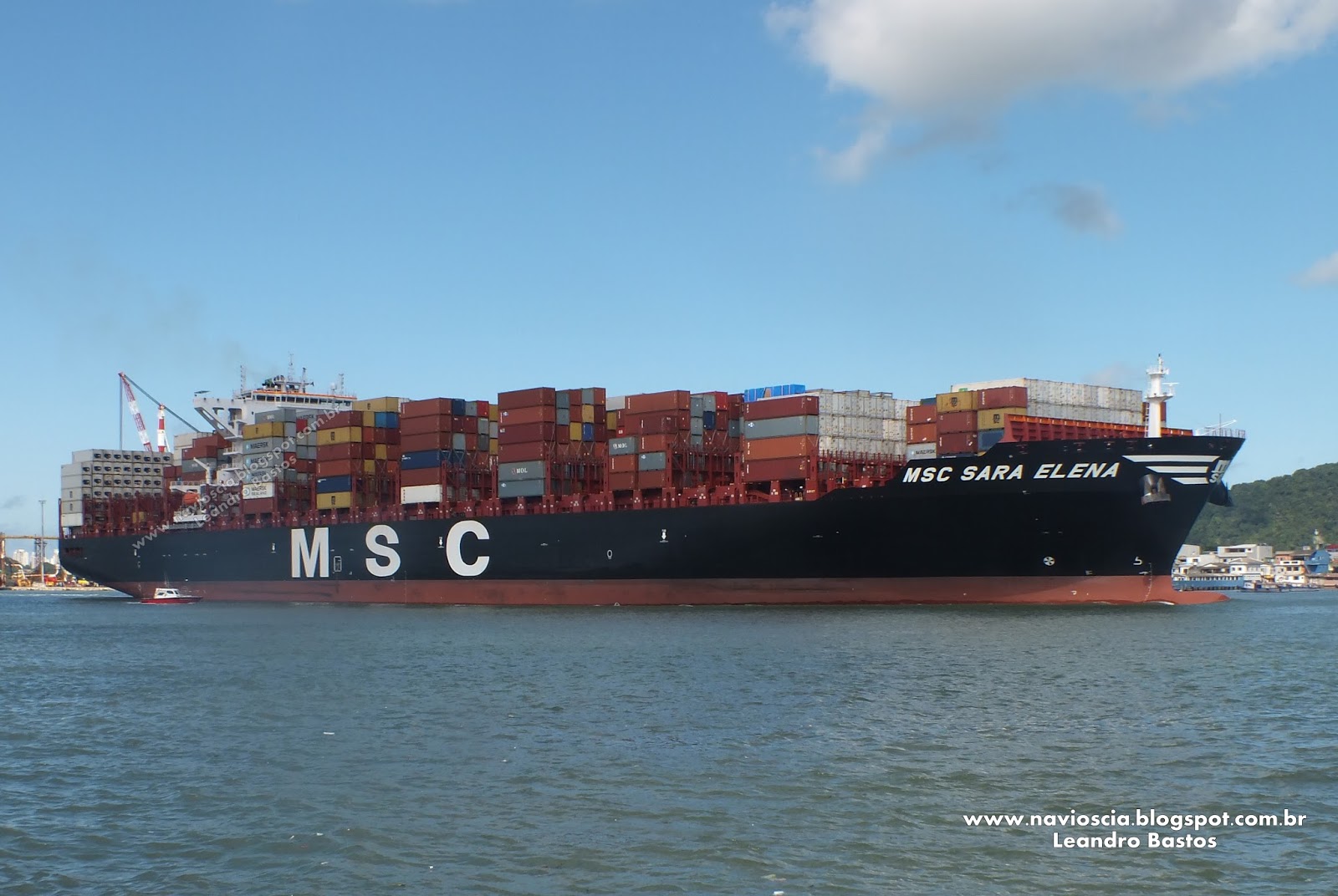 Navios de Santos & CIA: Navio MSC SARA ELENA