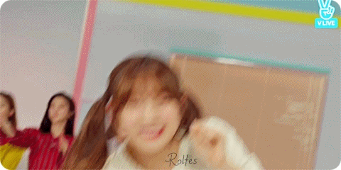 몇년만에 다시 춰도 귀여운 아린이의 BOO.gif | 인스티즈