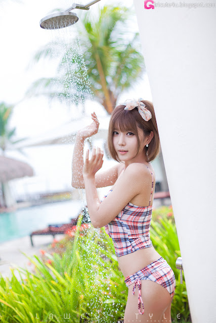 Heo-Yun-Mi-Plaid-Tankini-05-very cute asian girl-girlcute4u.blogspot.com