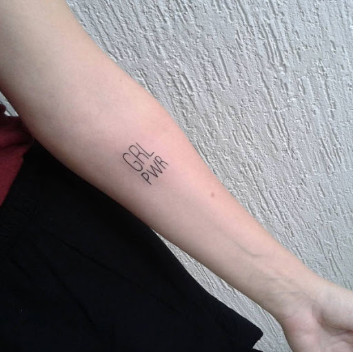Este antebraço tat