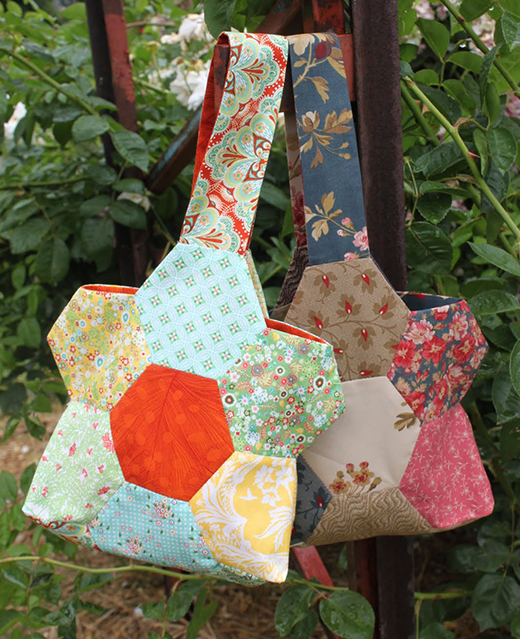 Quilting Land Hexagon Flower Quilt Bag