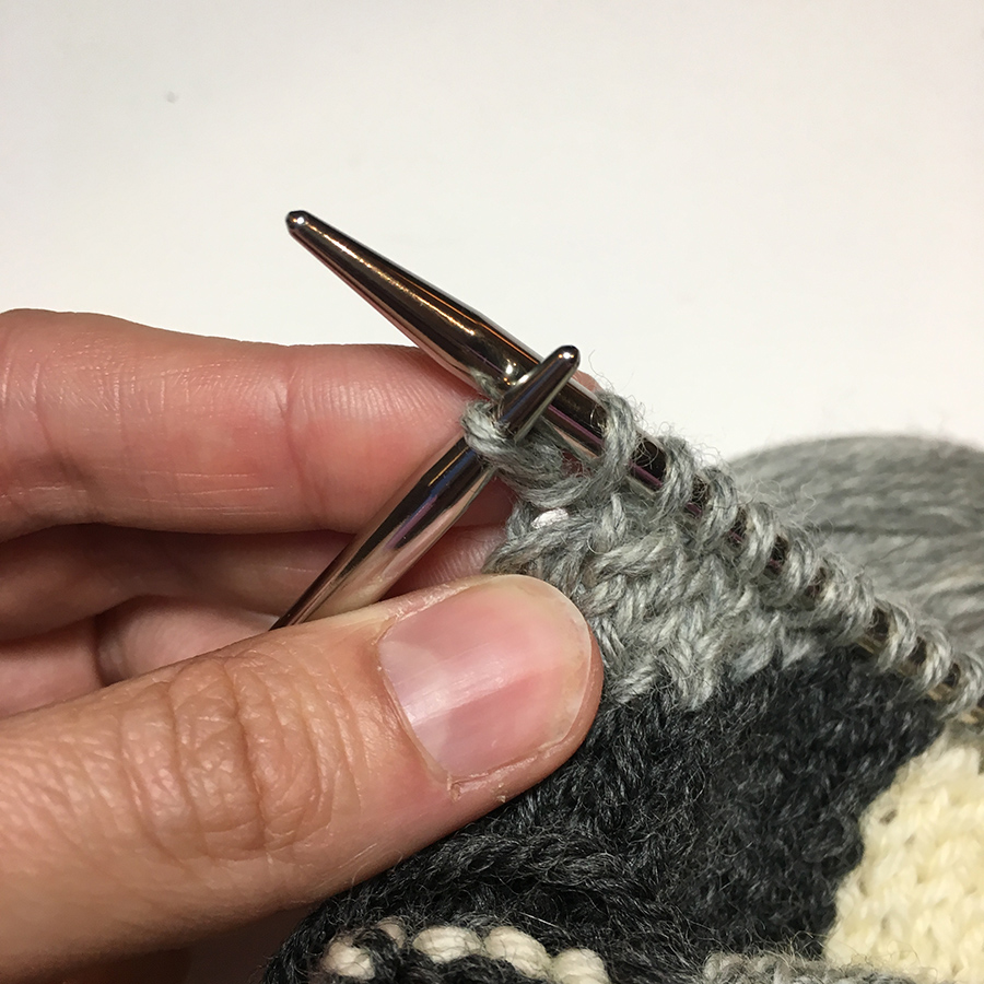5 Tips for Better Intarsia Knitting, by Dayana Knits. 3. Never Purl