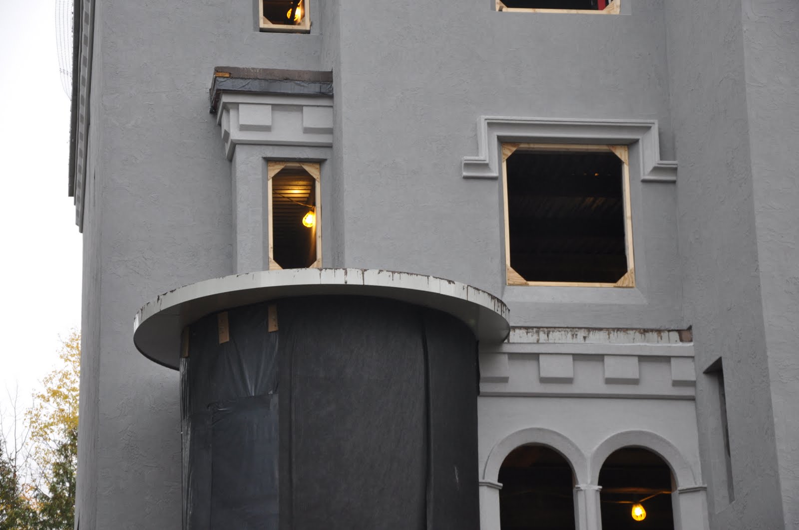 BUILDING AN ADIRONDACK CASTLE Enclosure