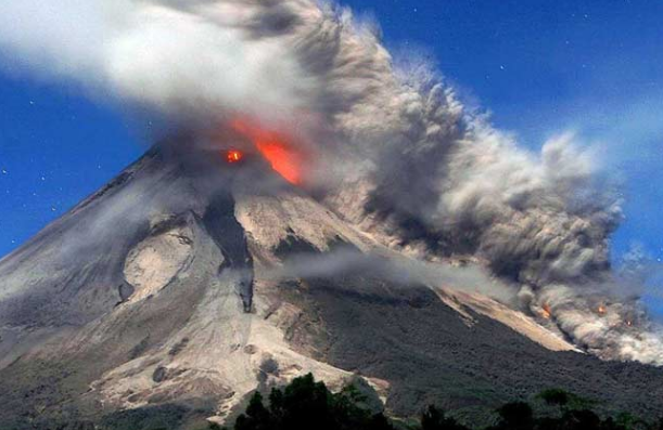 gunung merapi