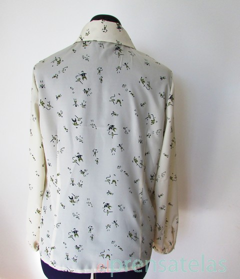 Blusa asimétrica Burda