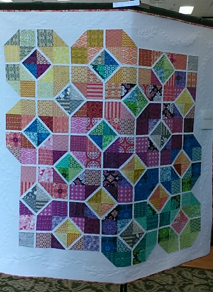 Quilt, Knit, Run, Sew: Lake Ashton Community Quilt show 2017