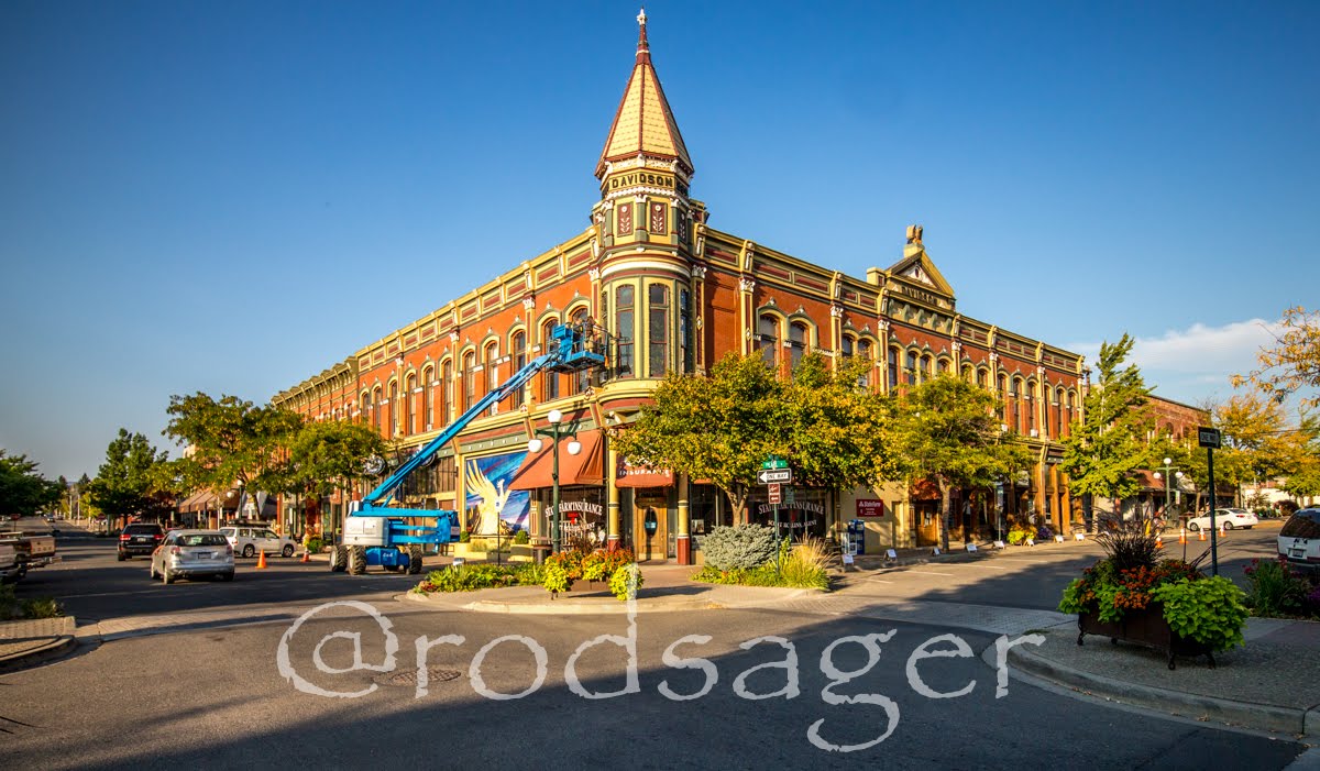 Retire to Washington State Oregon vs. Washington