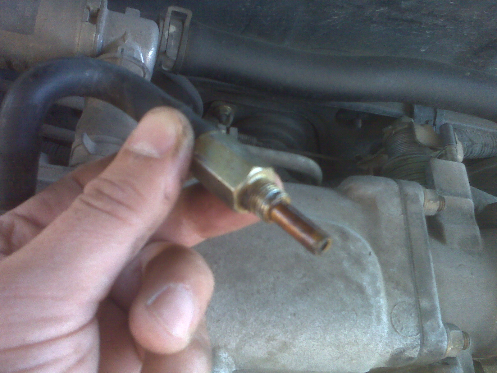 Omid's DIY web log 1999 Hyundai Elantra PCV Valve Replacement