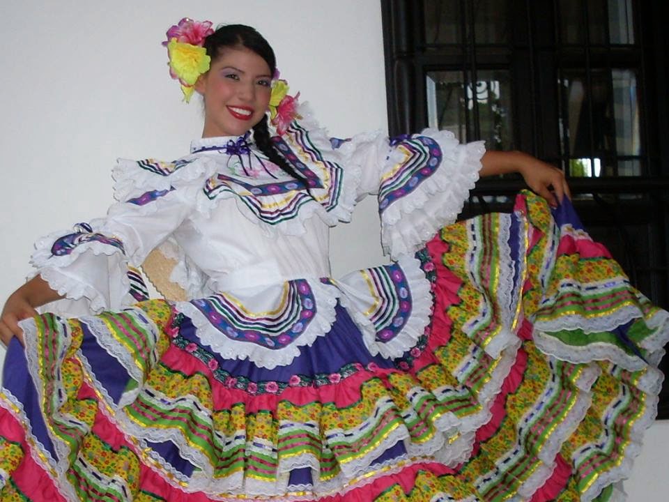 Reina 2014. Embajadora de la belleza y la cultura del Sur del Tolima.