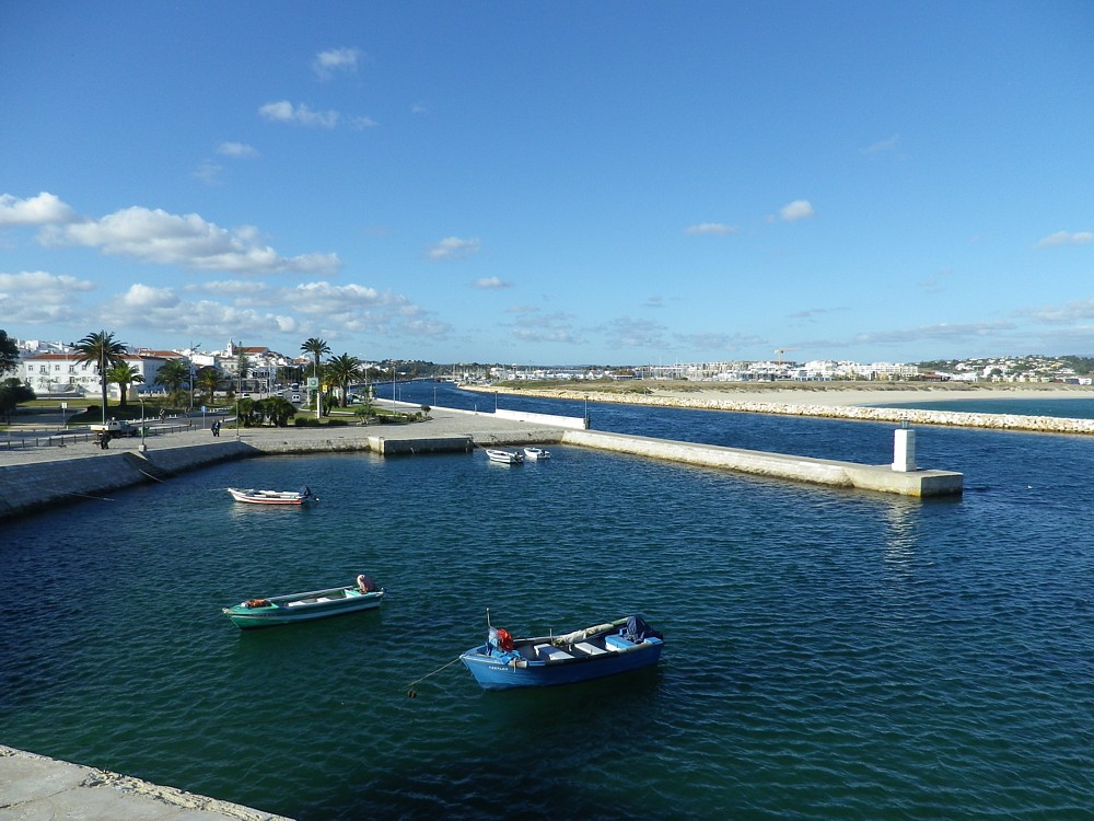 Am Rio Bensafrim In Lagos Europa Urlauber
