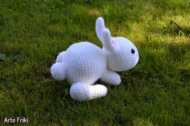 conejo amigurumi ganchillo rabbit crochet doll muñeco plushie peluche kawaii