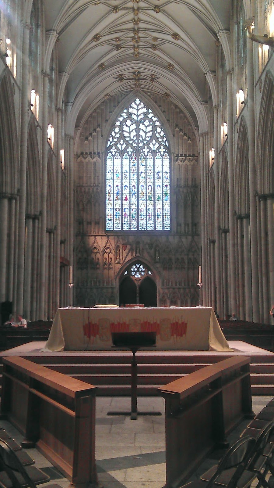 Viajes con Historia: York, la reina del norte - Interior de la catedral, York Minster.