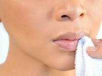 Bibir Yang Menghitam dan Tipsnya Menurut dr. Deby Susanti Vinski AAMS