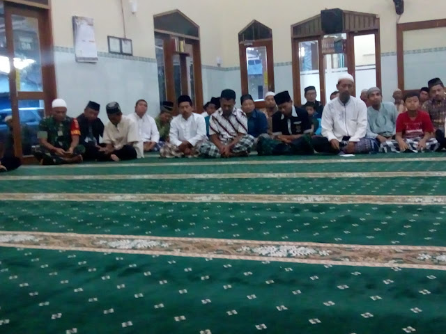 Babinsa Puro Sholat Subuh Berjamaah Bersama Muspika