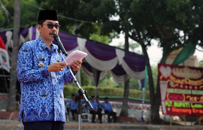 Sekreataris Daerah, Fredy Pimpin Upacara Peringatan HUT Korpri Ke-47 Di Lap Korpri Pemkab Lamsel.