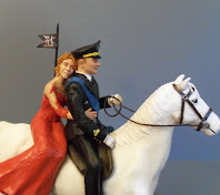 statuette personalizzate originali per matrimonio sposi militari ufficiale esercito cake topper romantico orme magiche