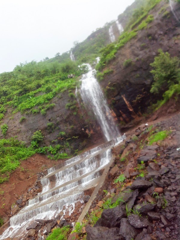 khandi water falls