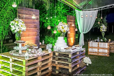 Resultado de imagem para decoração de festa com paletes