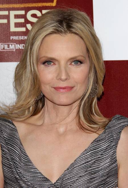 Волосы средней длины