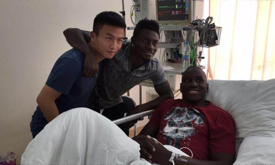 Photo: Obafemi Martins visits Demba Ba in hospital