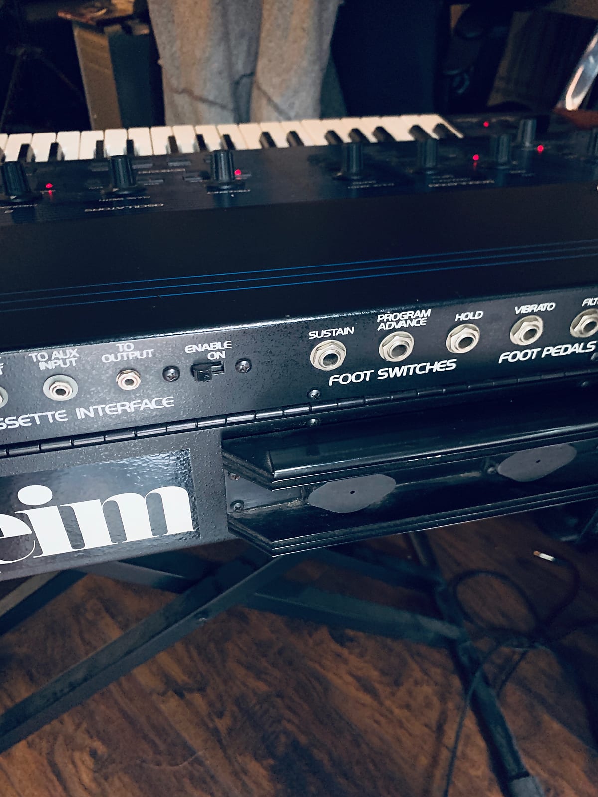 MATRIXSYNTH: Oberheim OB-XA, 8 voices, MIDI, studio cover, excellent
