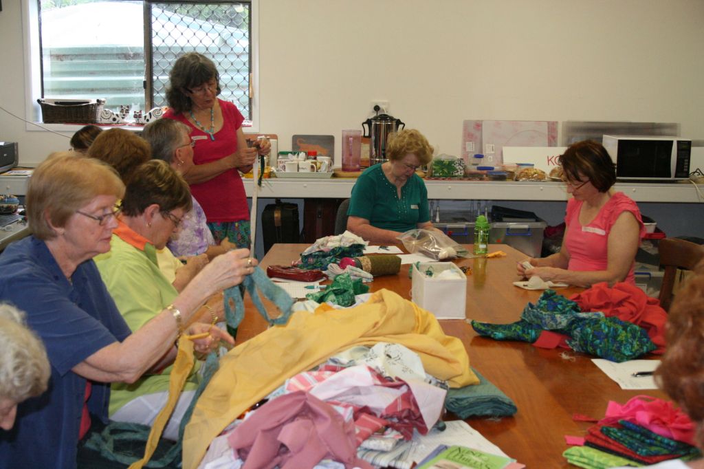 koolkat's quilting blog First Rag Rug making