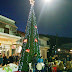(ΗΠΕΙΡΟΣ)Φωταγωγήθηκε το Χριστουγεννιάτικο δέντρο στην Πλατεία Θεσπρωτικού